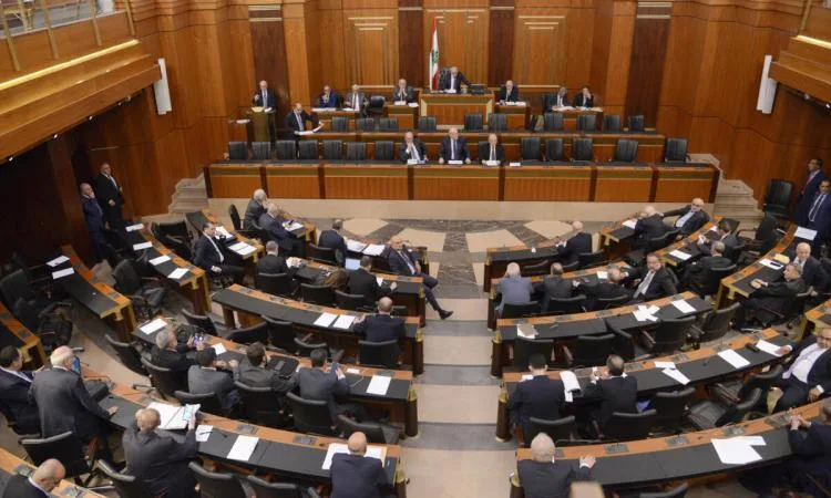 مجلس النواب اللبناني يتناول قضايا سلاح حزب الله وأموال المودعين مجلس النواب اللبناني يتناول قضايا سلاح حزب الله وأموال المودعين
