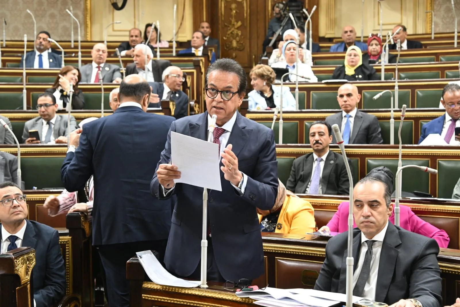 مجلس النواب يؤخر التصديق النهائي على قانون المهن الصحية مجلس النواب يؤخر التصديق النهائي على قانون المهن الصحية