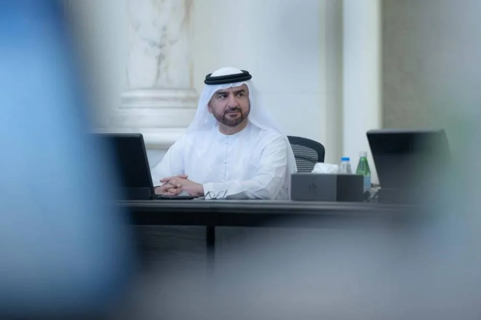 «مجلس تنفيذي الشارقة» يصدر قراراً لتنظيم ممارسة الأنشطة والمهن الصحية في الإمارة «مجلس تنفيذي الشارقة» يصدر قراراً لتنظيم ممارسة الأنشطة والمهن الصحية في الإمارة