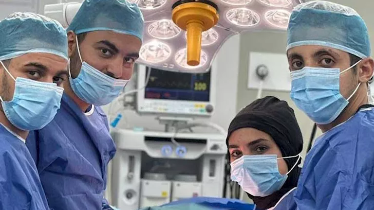 مجمع الإسماعيلية الطبي: إنجاز عملية جراحية لإزالة ورم متقدم في المبيض مجمع الإسماعيلية الطبي: إنجاز عملية جراحية لإزالة ورم متقدم في المبيض