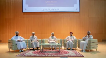 مجمع السلطان قابوس الشبابي في صلالة يستضيف لقاءً مع طلاب برنامج الانضباط العسكري