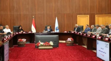 محافظ البحر الأحمر يخصص أراضي لمشاريع الخدمة العامة