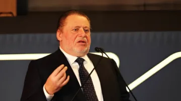 محافظ البنك المركزي يشارك في اجتماع مجلس المحافظين في أبوظبي تحضيرًا لدورة سبتمبر.