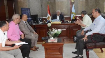محافظ الغربية يناقش مع الخدمة الوطنية سُبل حل معوقات مشاريع المحلة الكبرى