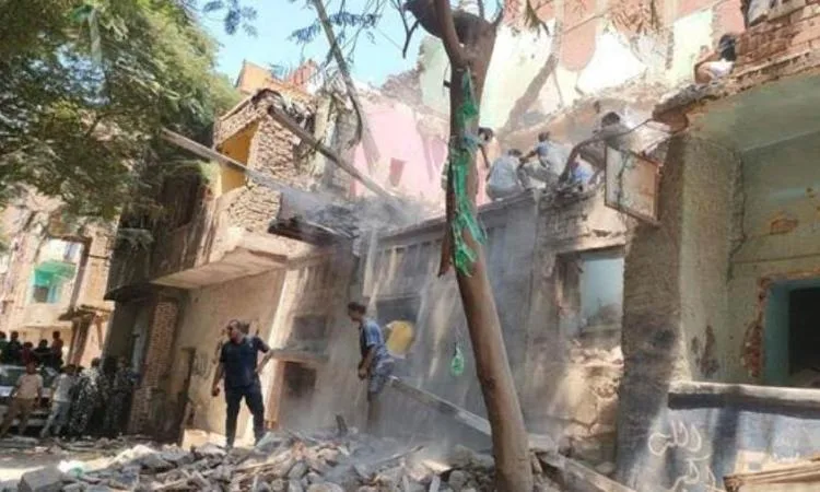 محافظ القاهرة: المبنى المنهار في مصر القديمة غير مأهول وصدرت أوامر بت demolition.