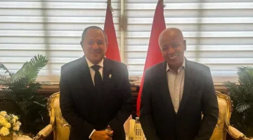 محافظ بورسعيد يجتمع برئيس اتحاد عمال مصر لمناقشة قضايا العمال وتعزيز الشراكة المشتركة