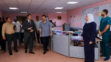 محافظ دمياط يزور المركز المتخصص للقلب والجهاز الهضمي ويشرف على تقديم الخدمات الصحية