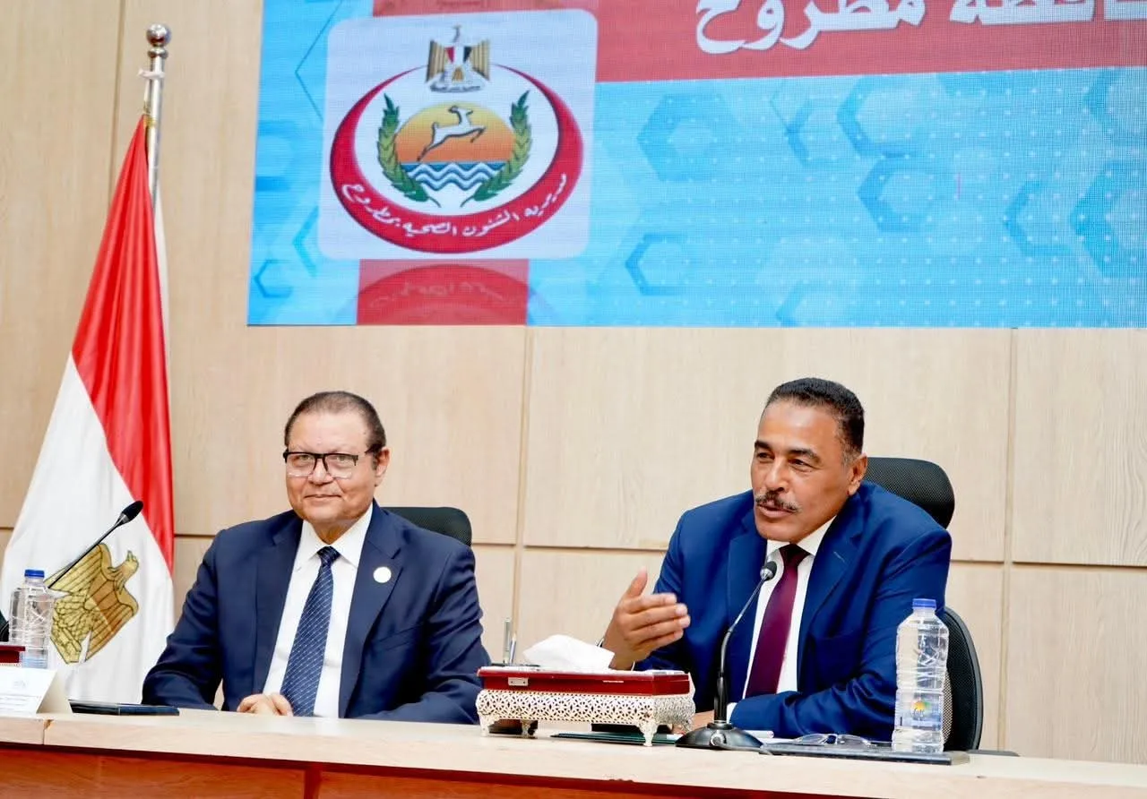 محافظ مطروح: GAHAR تساهم بشكل كبير في تطوير المنشآت الصحية وفق المعايير الدولية لضمان رعاية صحية آمنة. محافظ مطروح: GAHAR تساهم بشكل كبير في تطوير المنشآت الصحية وفق المعايير الدولية لضمان رعاية صحية آمنة.