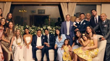 محمد إمام يشارك صورة للزعيم من حفل زفاف حفيده في أول ظهور له بعد سنوات (صورة)