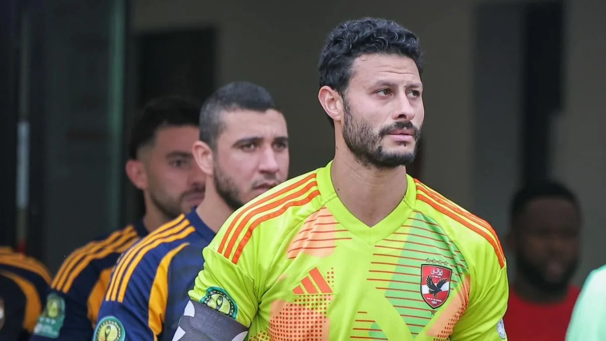 محمد الشناوي يعبر عن استيائه من حملات وسائل التواصل الاجتماعي تجاه إدارة الأهلي