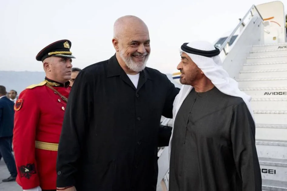 محمد بن زايد ورئيس وزراء ألبانيا يناقشان العلاقات الثنائية بين البلدين محمد بن زايد ورئيس وزراء ألبانيا يناقشان العلاقات الثنائية بين البلدين