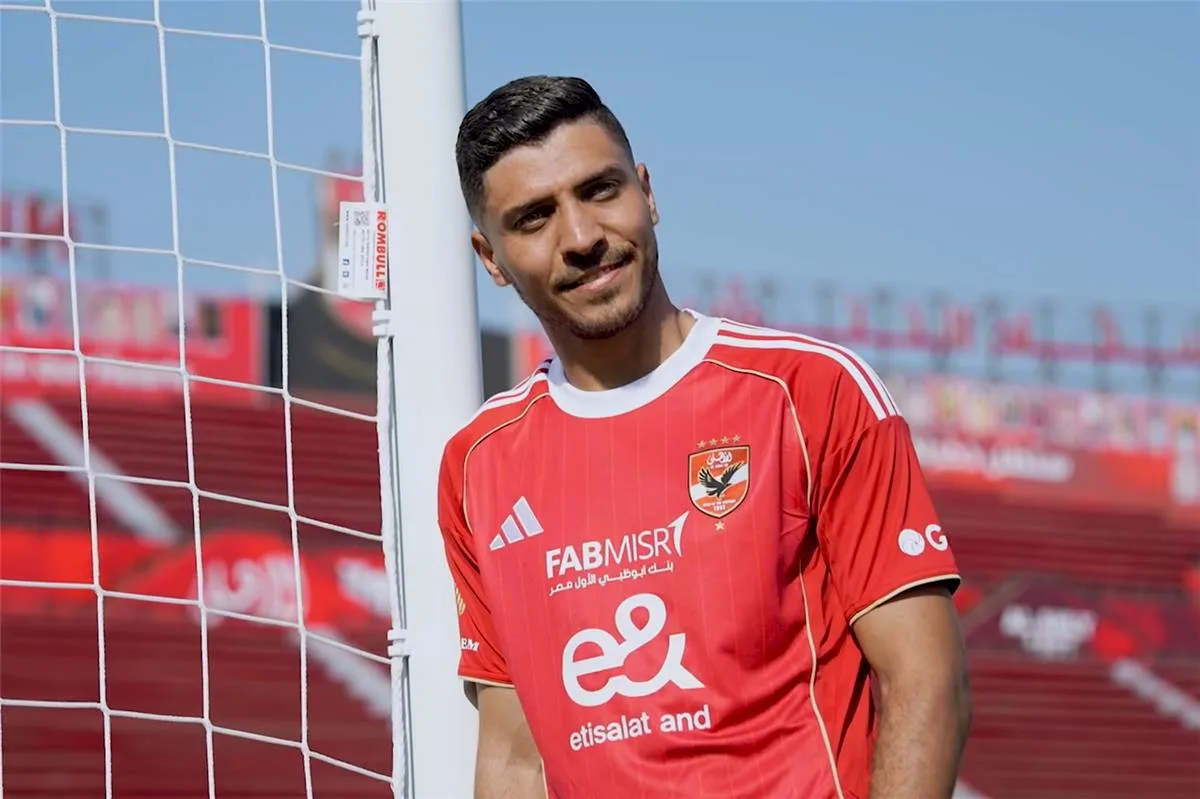 محمد شريف: الأهلي هو الملاذ المثالي لكرة القدم في مصر وإفريقيا.. وأسعى لصناعة تاريخ جديد وتحقيق جميع الألقاب. محمد شريف: الأهلي هو الملاذ المثالي لكرة القدم في مصر وإفريقيا.. وأسعى لصناعة تاريخ جديد وتحقيق جميع الألقاب.