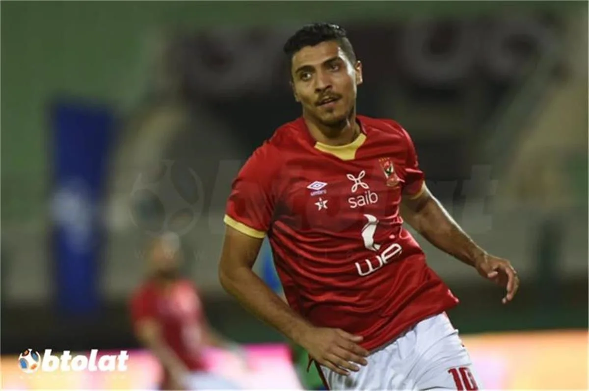 محمد شريف يروي تفاصيل عودته إلى الأهلي ورسالة الخطيب.. ومفاجأة حول مدة تعاقده محمد شريف يروي تفاصيل عودته إلى الأهلي ورسالة الخطيب.. ومفاجأة حول مدة تعاقده