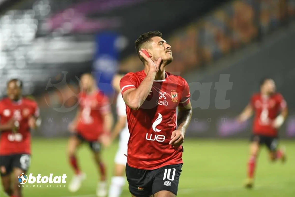 محمد شريف يعود رسمياً إلى الأهلي ويكشف عن التفاصيل. محمد شريف يعود رسمياً إلى الأهلي ويكشف عن التفاصيل.