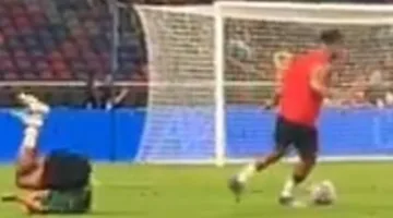 محمد صلاح يتصدر الأخبار بعد إسقاطه دياز