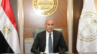 “محمد عبد اللطيف”: لا يوجد إلزام على الطلاب باختيار نظام تعليمي معين، ولهم حرية الاختيار الكاملة. “محمد عبد اللطيف”: لا يوجد إلزام على الطلاب باختيار نظام تعليمي معين، ولهم حرية الاختيار الكاملة.