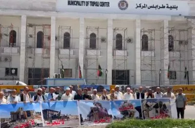 مخاتير طرابلس الكبرى يحذرون من خطر اندلاع حرب ويناشدون بتشكيل حكومة موحدة