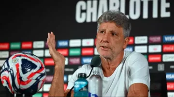 مدرب فلومينينسي: لن نستخف بالهلال كما فعل مانشستر سيتي.. وطلبت عدم منحه أي دقيقة راحة.