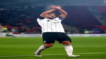 مدرب مصري في إنجلترا يتحدث عن احتمال مغادرة سام مرسي إبسويتش تاون