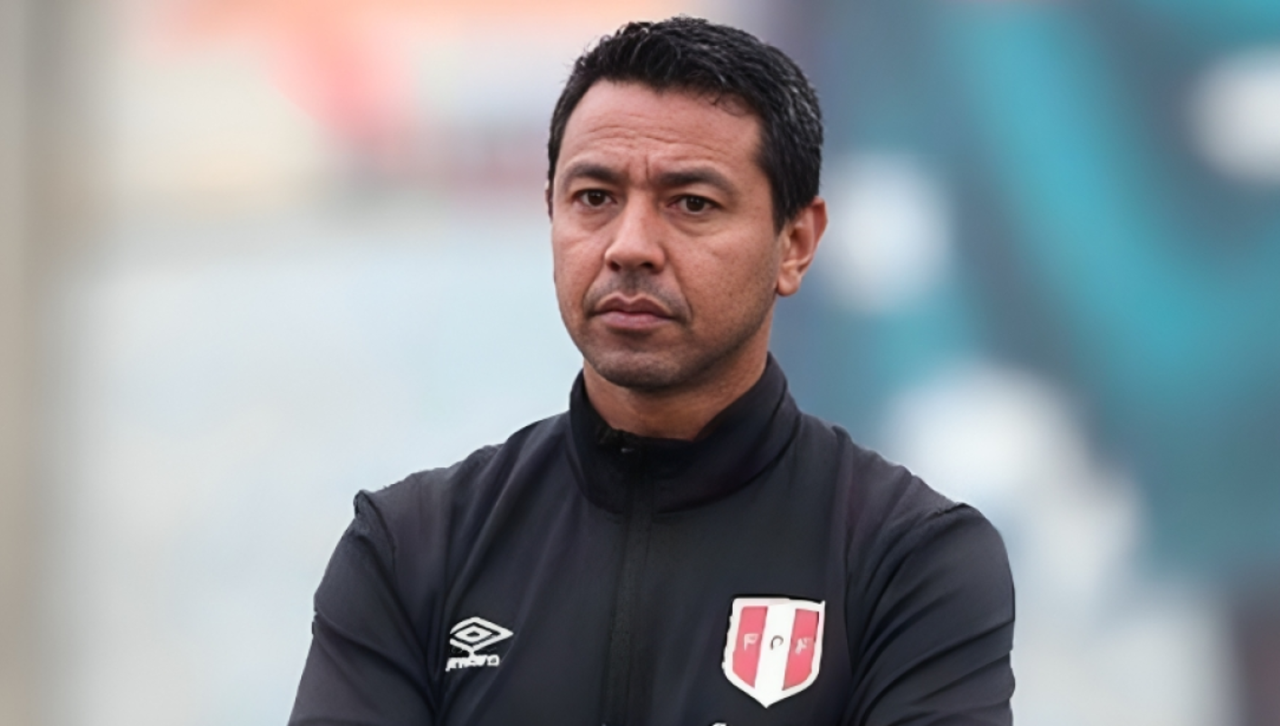 مدرب منتخب باكستان الجديد هو نجم سابق لنادي نيوكاسل مدرب منتخب باكستان الجديد هو نجم سابق لنادي نيوكاسل