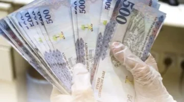 مراقبة (المال) .. إنفاق المستهلكين في السعودية يصل إلى 656.5 مليار ريال خلال خمسة أشهر وزيادة 59% في مشتريات التجارة الإلكترونية.