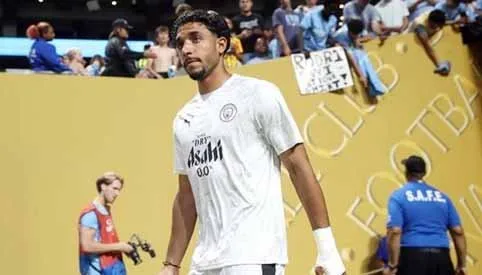 مرموش الأقل أداءً بين لاعبي مانشستر سيتي في مباراة الهلال السعودي مرموش الأقل أداءً بين لاعبي مانشستر سيتي في مباراة الهلال السعودي