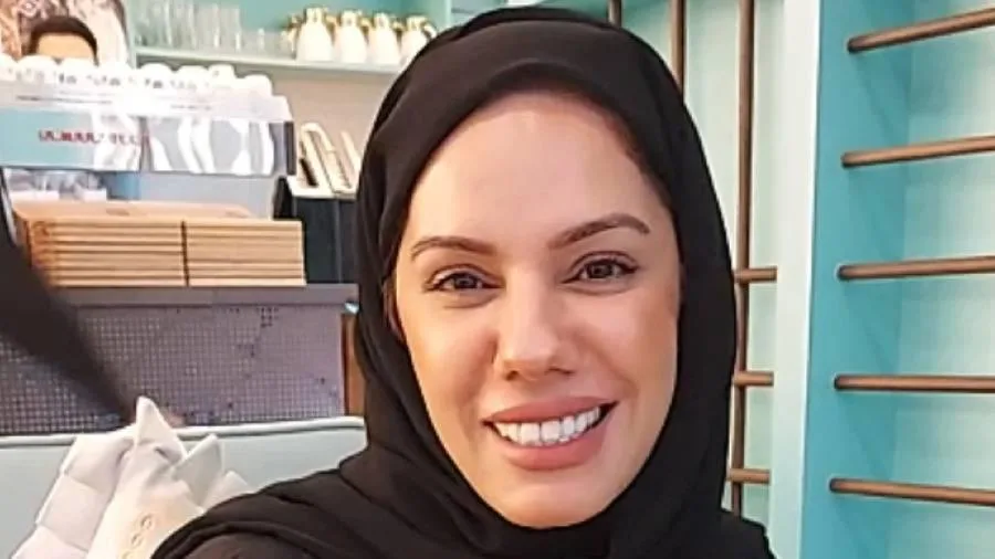 مريم المنصوري: “كشتة أمينة” تجربة ضيافة ومأكولات تعكس عبق التاريخ (فيديو) مريم المنصوري: “كشتة أمينة” تجربة ضيافة ومأكولات تعكس عبق التاريخ (فيديو)