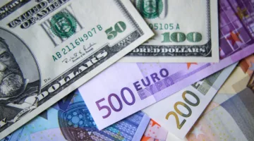مسؤول في البنك المركزي الأوروبي: اليورو لا يزال غير قادر على منافسة الدولار كنظام مالي عالمي