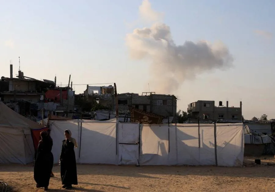 مساعي حثيثة للتوصل إلى اتفاق لوقفfire في غزة وتوقيع صفقة تبادل. مساعي حثيثة للتوصل إلى اتفاق لوقفfire في غزة وتوقيع صفقة تبادل.