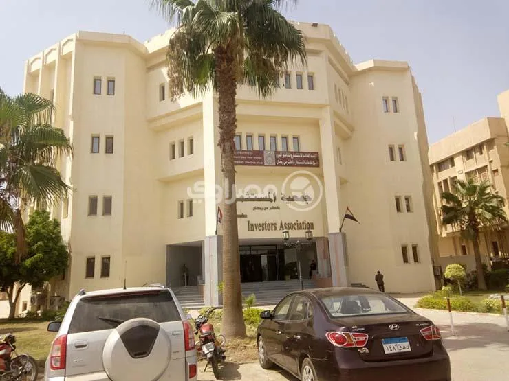 مستثمرو العاشر يُحذرون: عقوبات مياه قد تؤدي لإغلاق المصانع وتسريح العاملين