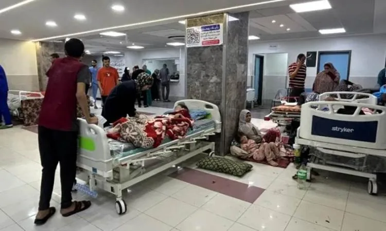 مستشفى شهداء الأقصى: حالة المستشفى تتسم بالكارثة على جميع الأصعدة