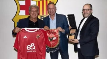 “مشروع الاستاد”.. الأهلي يوضح سبب زيارة الخطيب إلى برشلونة