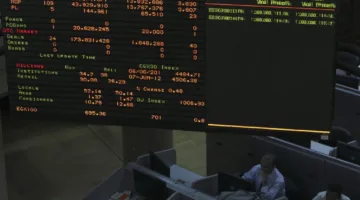 مصادر: استمرار تعطل شاشات الأسعار في السوق المالية.. والتداول بشكل عشوائي