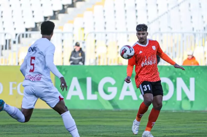 مصدر ليلا كورة: الزمالك يحصل على استغناء أحمد شريف من فاركو وتوقيع اللاعب لمدة 5 سنوات مصدر ليلا كورة: الزمالك يحصل على استغناء أحمد شريف من فاركو وتوقيع اللاعب لمدة 5 سنوات