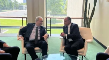 مصر تؤكد على عدم قبولها بأي انتهاك لسيادة لبنان وتطالب بالانسحاب الفوري للقوات الإسرائيلية.