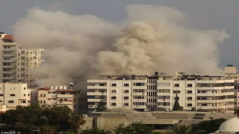مصر تؤكد مجددًا على أهمية وقف إطلاق النار في غزة وضمان وصول المساعدات. مصر تؤكد مجددًا على أهمية وقف إطلاق النار في غزة وضمان وصول المساعدات.