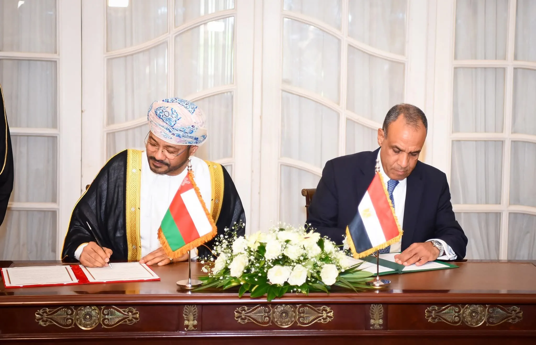 مصر تُبرم 7 اتفاقيات تعاون مع عُمان في مجالات الموارد المعدنية وتعزيز الاستثمار مصر تُبرم 7 اتفاقيات تعاون مع عُمان في مجالات الموارد المعدنية وتعزيز الاستثمار