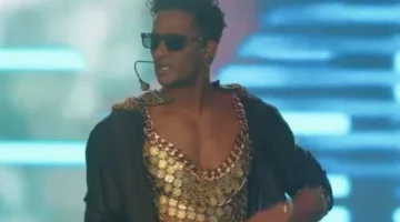 مصممة أزياء شهيرة تفتح الستار عن تفاصيل إطلالة محمد رمضان في مهرجان كوتشيلا.