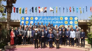 معهد إعداد القادة يُقيم برنامجًا تدريبيًا شاملًا للمرشحين لمنصب نائب رئيس الجامعة برعاية وزير التعليم العالي