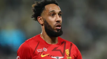 مفاجأة.. أوباميانج يختار البقاء في الدوري السعودي