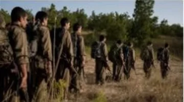 مقاتلو حزب العمال الكردستاني يشرعون في تسليم أسلحتهم بشكل رمزي في العراق