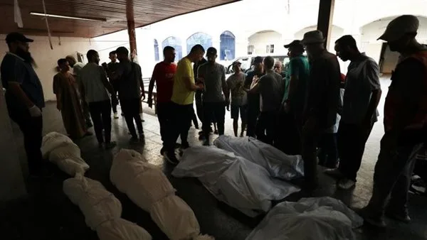 مقتل 8 فلسطينيين جراء قصف إسرائيلي على مدينة غزة ومخيم النصيرات مقتل 8 فلسطينيين جراء قصف إسرائيلي على مدينة غزة ومخيم النصيرات