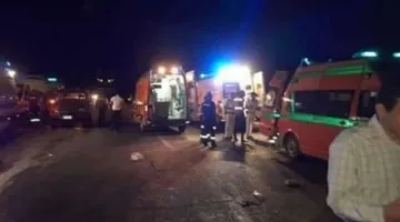 مقتل شخصين وجرح ثلاثة آخرين في حادث اصطدام بين سيارة ودراجة نارية على طريق إسكندرية الصحراوي.