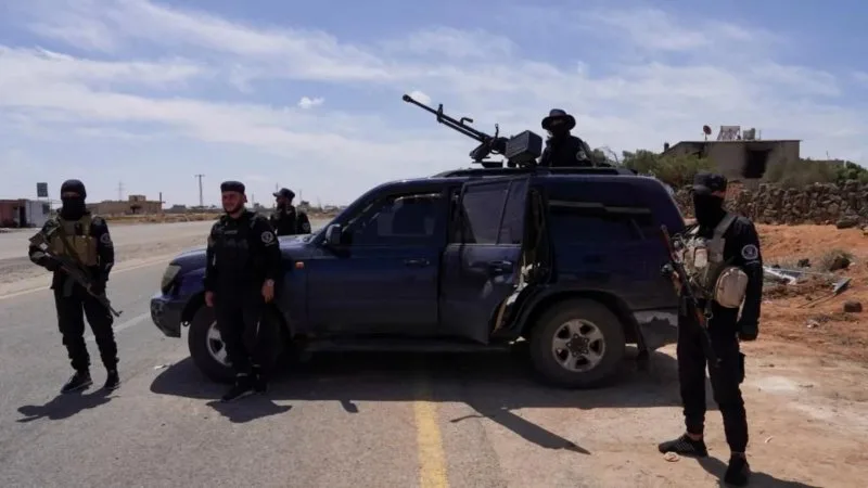 مقتل وإصابة أكثر من 130 شخصًا مقتل وإصابة أكثر من 130 شخصًا