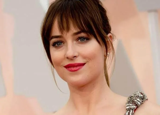 متى ستظهر داكوتا جونسون وآني هاثاواي معًا في الأفلام؟ متى ستظهر داكوتا جونسون وآني هاثاواي معًا في الأفلام؟