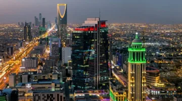 من الإقامة إلى التمكين: كيف تعزز مشاريع الإسكان التنموي أهداف رؤية السعودية 2030؟
