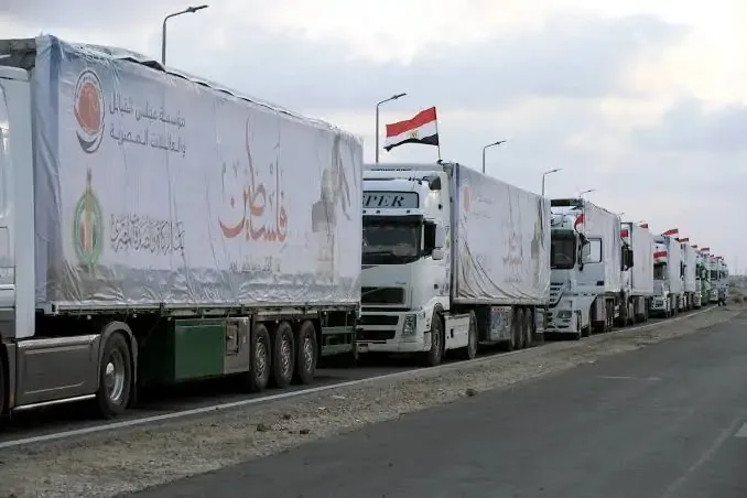من الصباح الباكر حتى عمليات الإغاثة الجوية: مساعدات مصرية لغزة تتجاوز 6000 طن من الصباح الباكر حتى عمليات الإغاثة الجوية: مساعدات مصرية لغزة تتجاوز 6000 طن