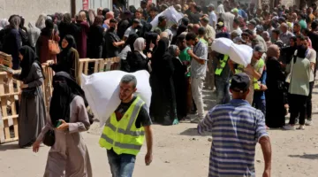 من بينهم 33 شخصاً ينتظرون المساعدات… مقتل 141 فلسطينياً في غزة خلال 24 ساعة