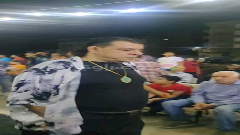 من بينهم ‘البحراوي وحمودة’.. فنانون شعبيون يتوافدون إلى عزاء أحمد عامر في الغربية من بينهم ‘البحراوي وحمودة’.. فنانون شعبيون يتوافدون إلى عزاء أحمد عامر في الغربية
