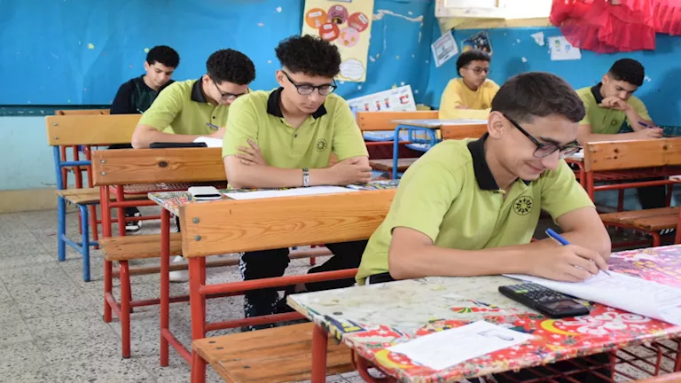 من خلال الرابط: طريقة التسجيل في السنة الأولى من التعليم الثانوي 2025